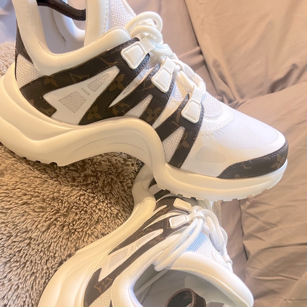 Louis Vuitton Archlight Trainer Sneakers